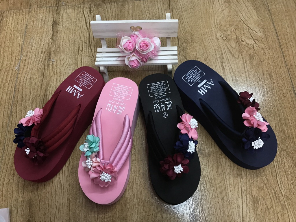 Daisy Flower Thick-Soled Flip-Flops