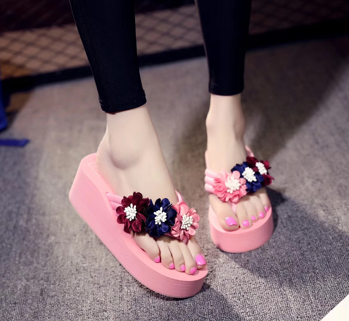 Daisy Flower Thick-Soled Flip-Flops