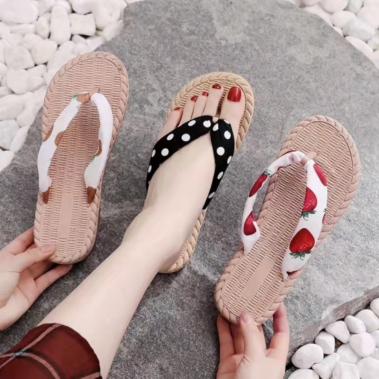 Woman Beach Dots Fruits Printed Slippers