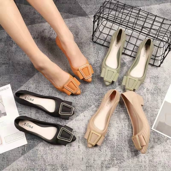 Fashion Breathable Ladies Step-in shoes Flat Outdoor Slides Round toe casual women sandals