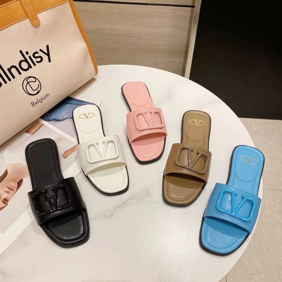 Beach Flat Plus Size Slides shoes Ladies PU sandals chains Upper women slippers