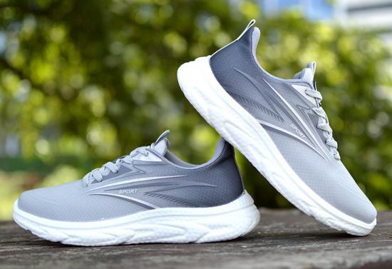 Men's Slip on Walking Shoes