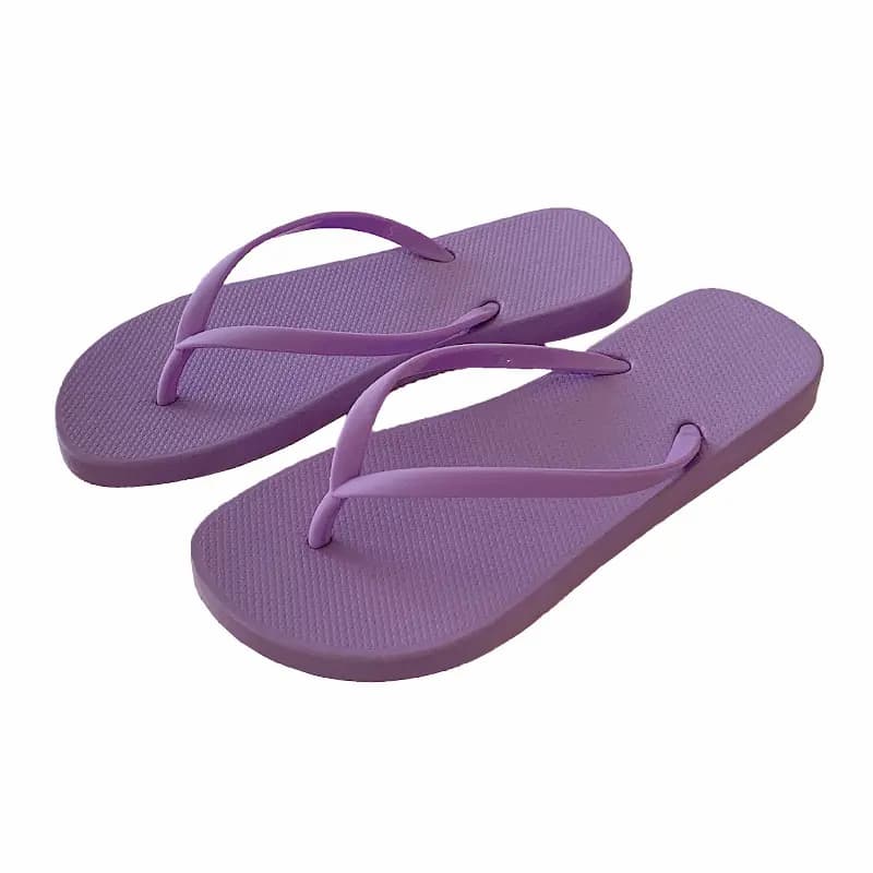 Fashion trends for flip flops in 2024